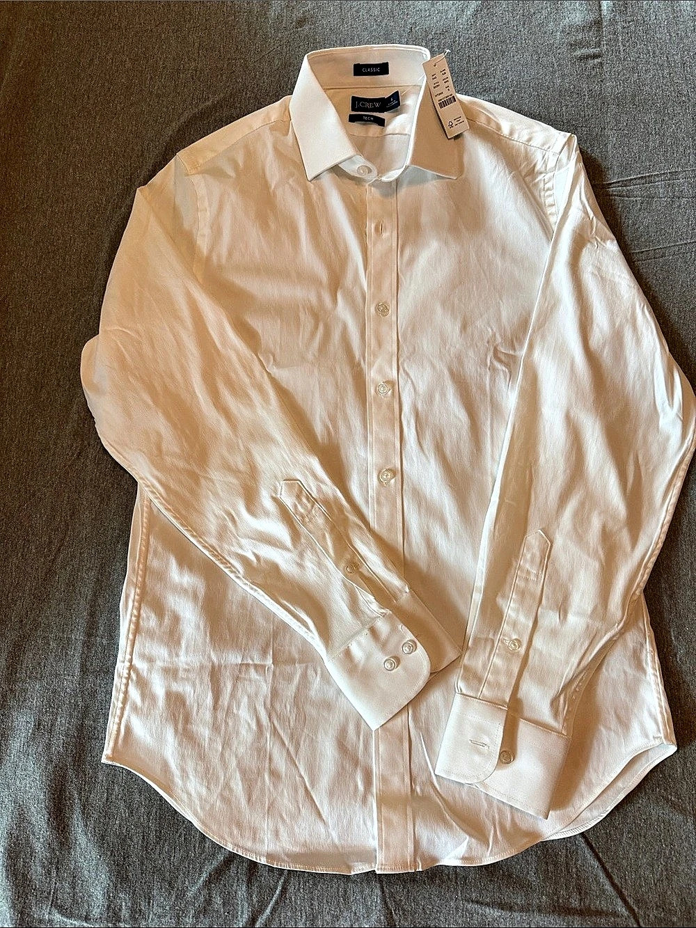 J.Crew Classic Tech Shirt Button Down Shirt in White Size Small NWT